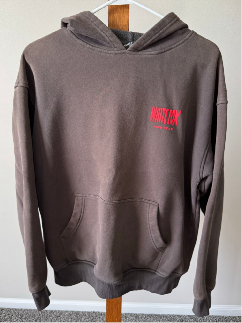 Women's White Fox Archive 6.0 Hoodie Sweatshirt Size S/M Brown Red
